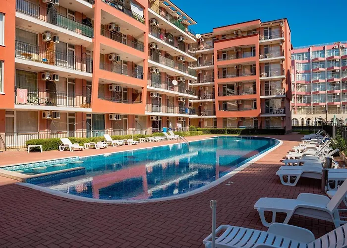 Sunset - Menada Солнечный берег