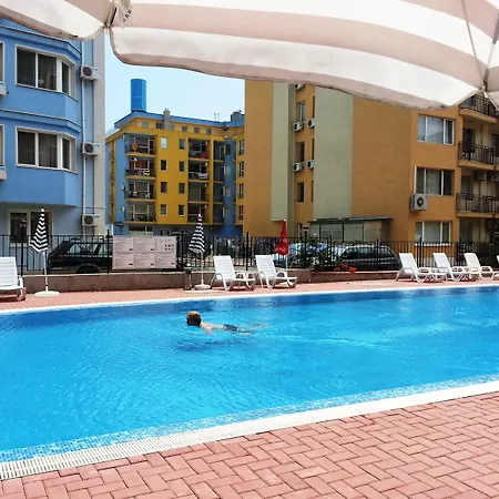 Sunset - Menada Apartment