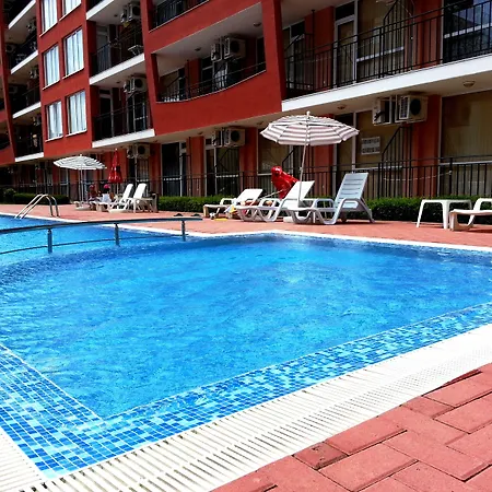 Sunset - Menada Apartment