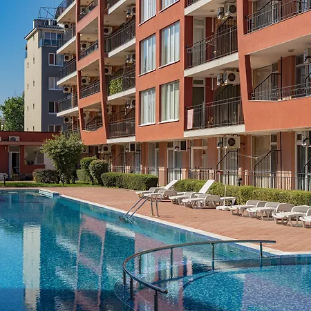 Sunset - Menada Apartment